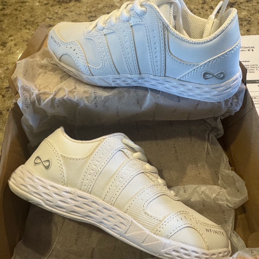 Nfinity Rival 2 Cheer Shoes